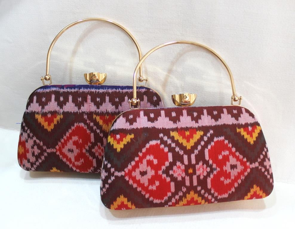 Handle clutch